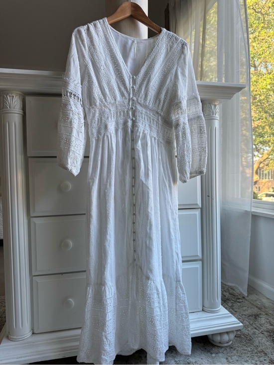 Anthropologie Dresses & Skirts - Anthropologie White Lace Maxi Dress Women’s US 4 / EU 36